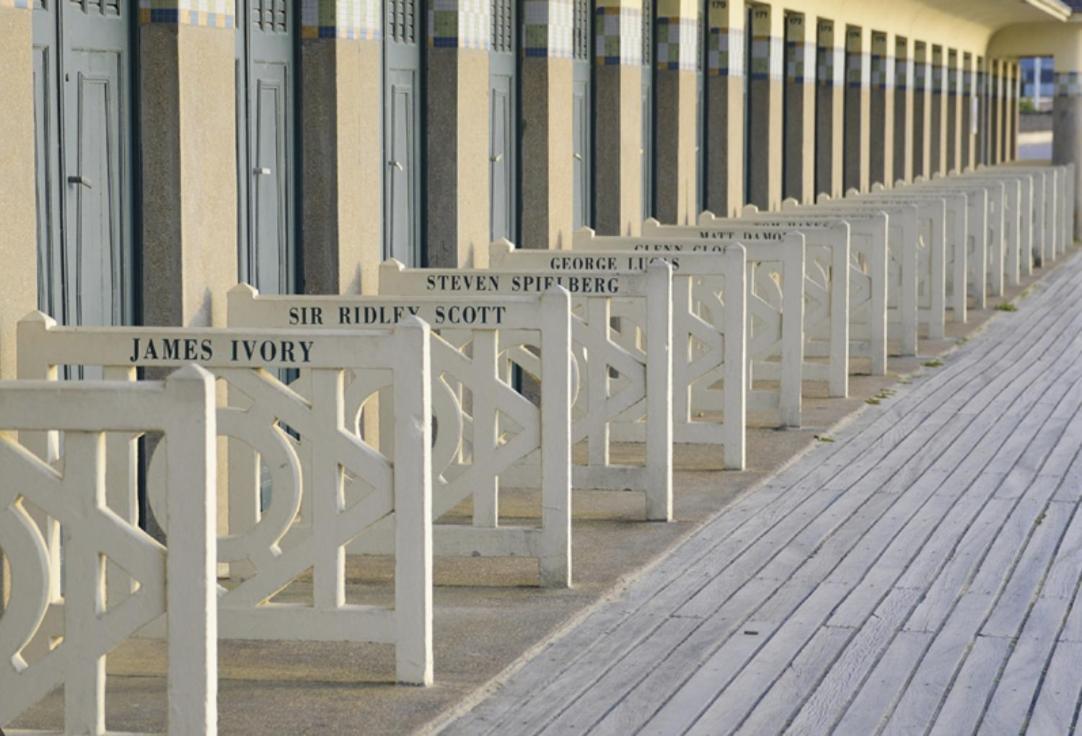 Grand Studio Hyper Centre Avec Balcon Tout Refait Mars 2025 Deauville Exterior foto